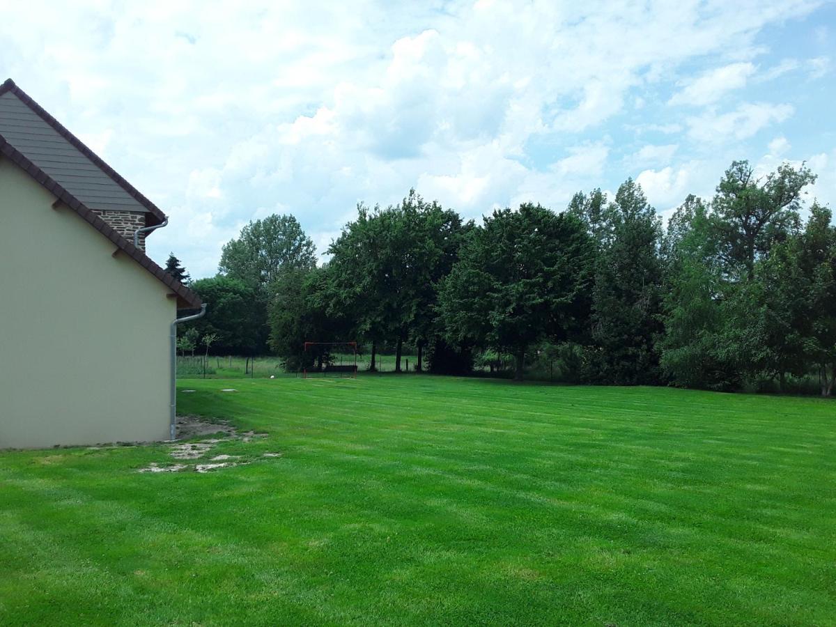 Gite De Landemeure, 10 Couchages, Acces Pmr Saint-Germain-du-Crioult المظهر الخارجي الصورة